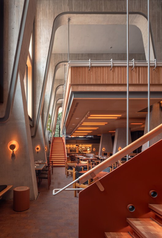 Ace Hotel Toronto / Shim-Sutcliffe Architects - Interior Photography, Stairs, Handrail, Beam